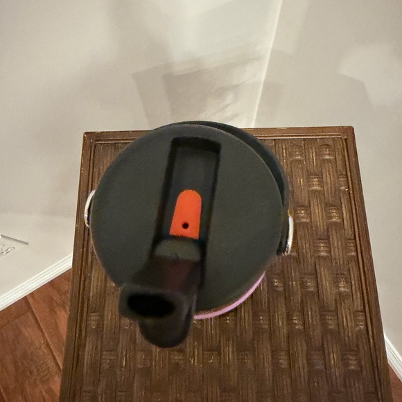 Hydro Flask Purple Bottle with Black Cap - Picture 2 of 8